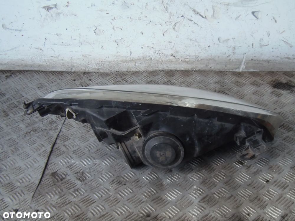 CITROEN C4 GRAND PICASSO I LAMPA LEWY PRZÓD - 3