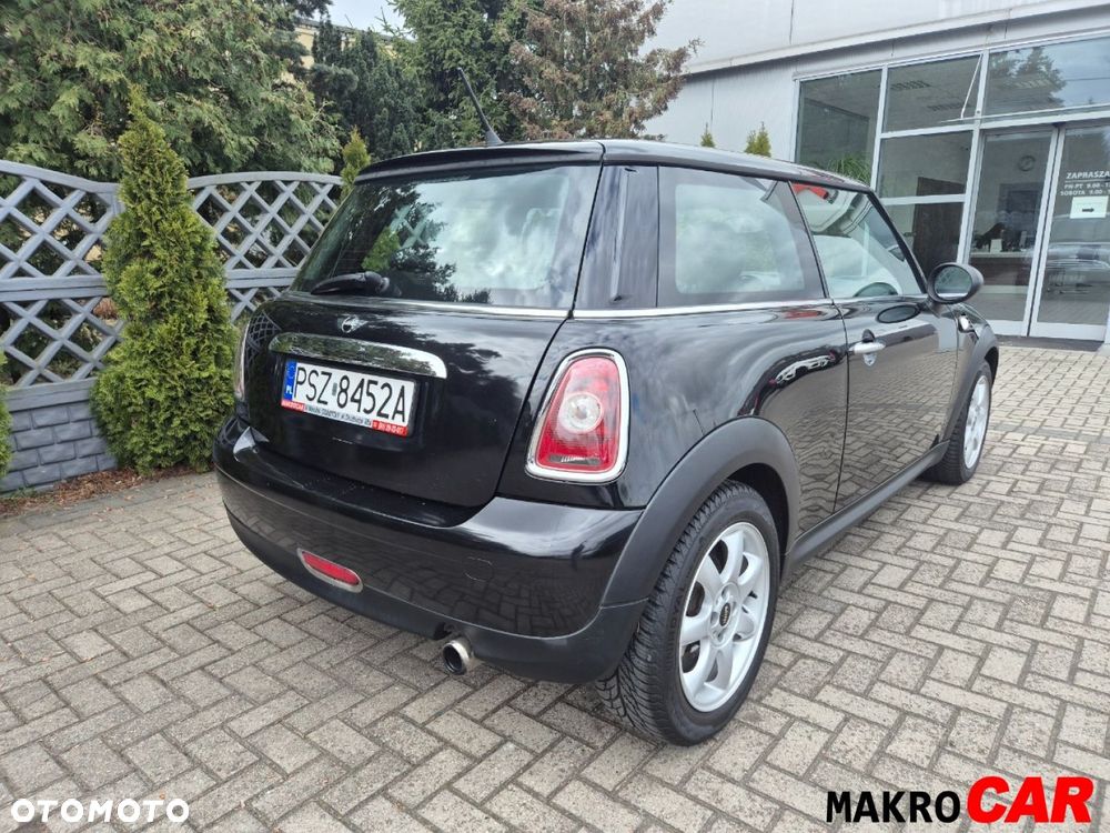 MINI ONE Standard - 16