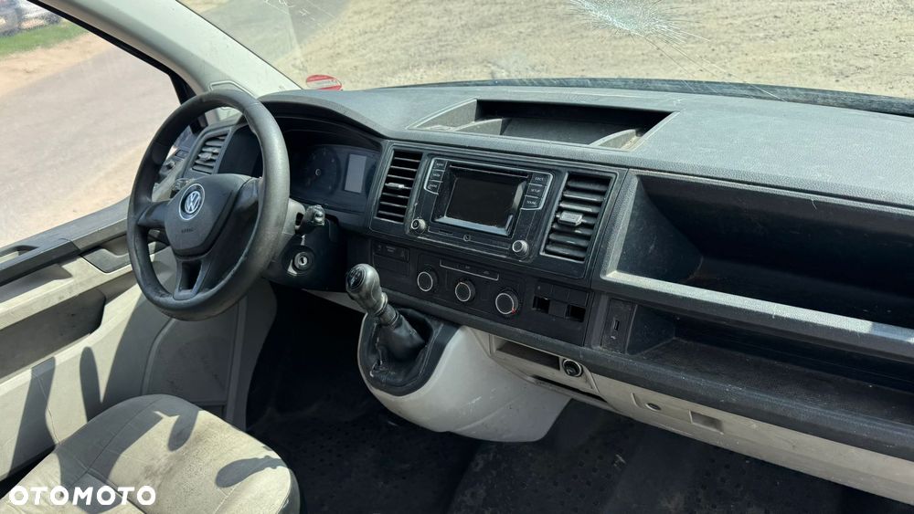 Volkswagen TRANSPORTER T5 - 17
