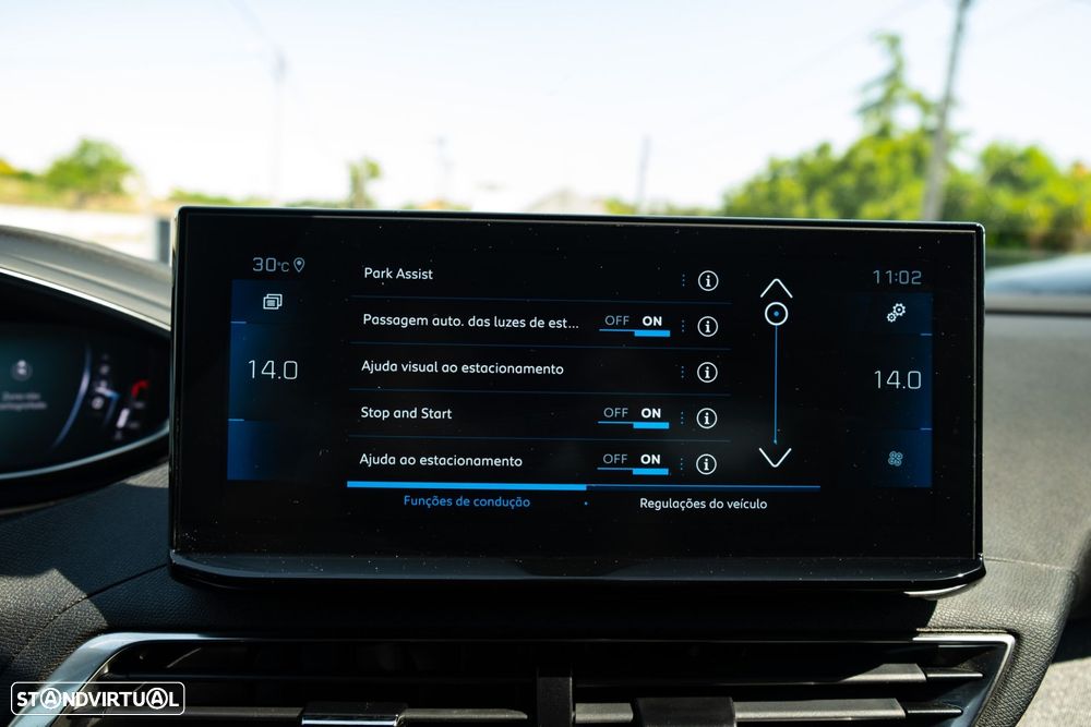 Peugeot 3008 1.5 BlueHDi Allure EAT8 - 36