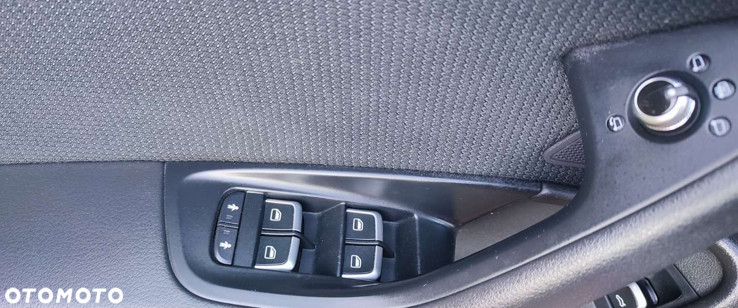 Audi A6 - 6