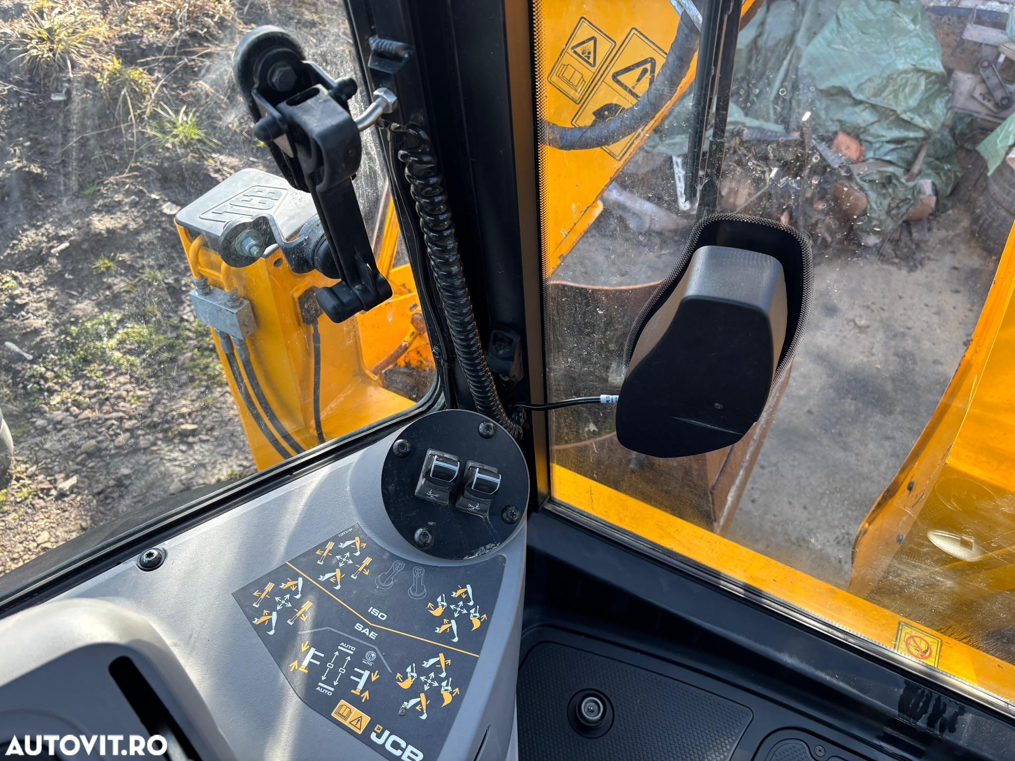 JCB 4CX PLUS, an 2023, full joystick, 1200 ore - 17