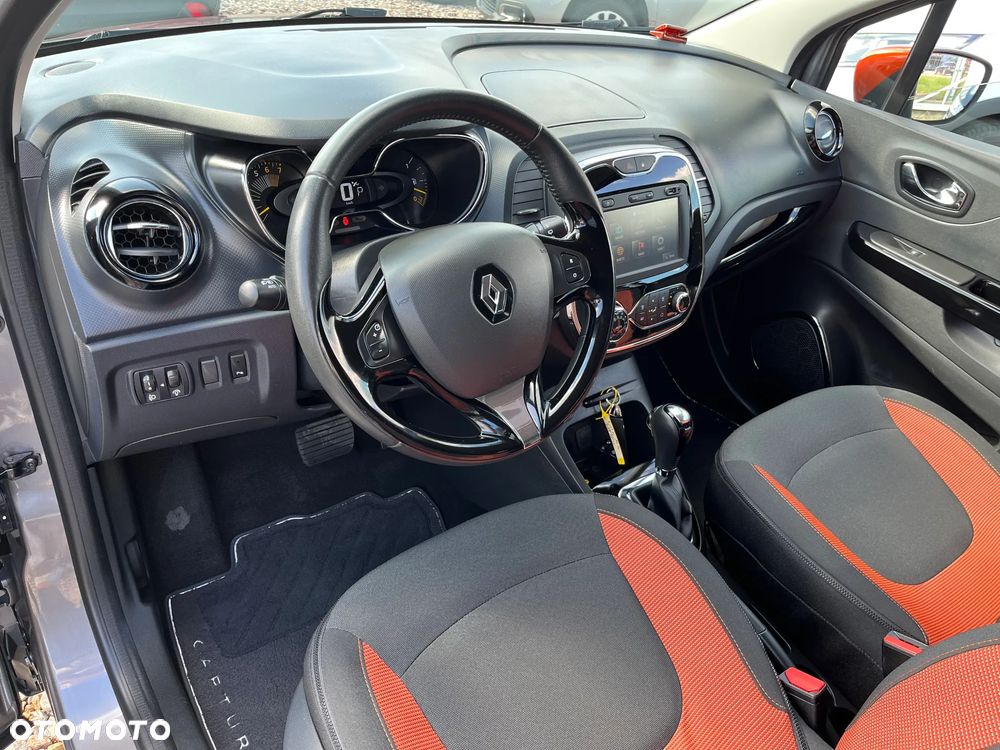 Renault Captur - 19