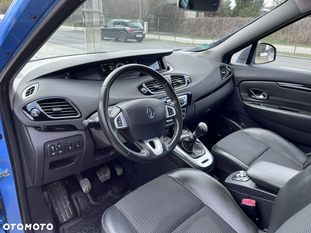 Renault Grand Scenic - 14