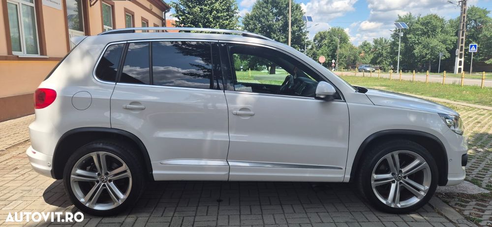 Volkswagen Tiguan - 12
