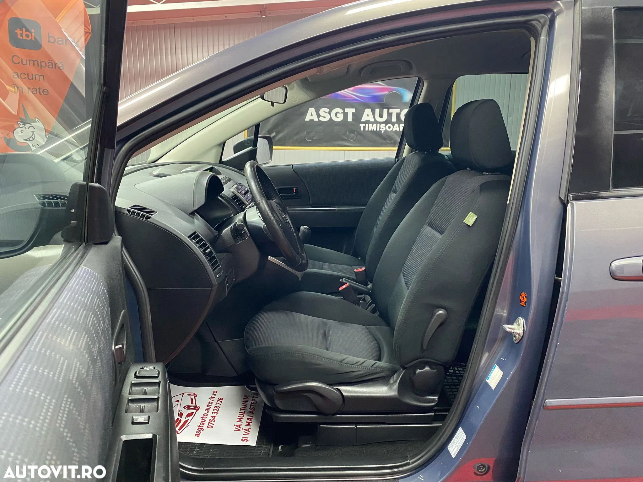 Mazda 5 - 11