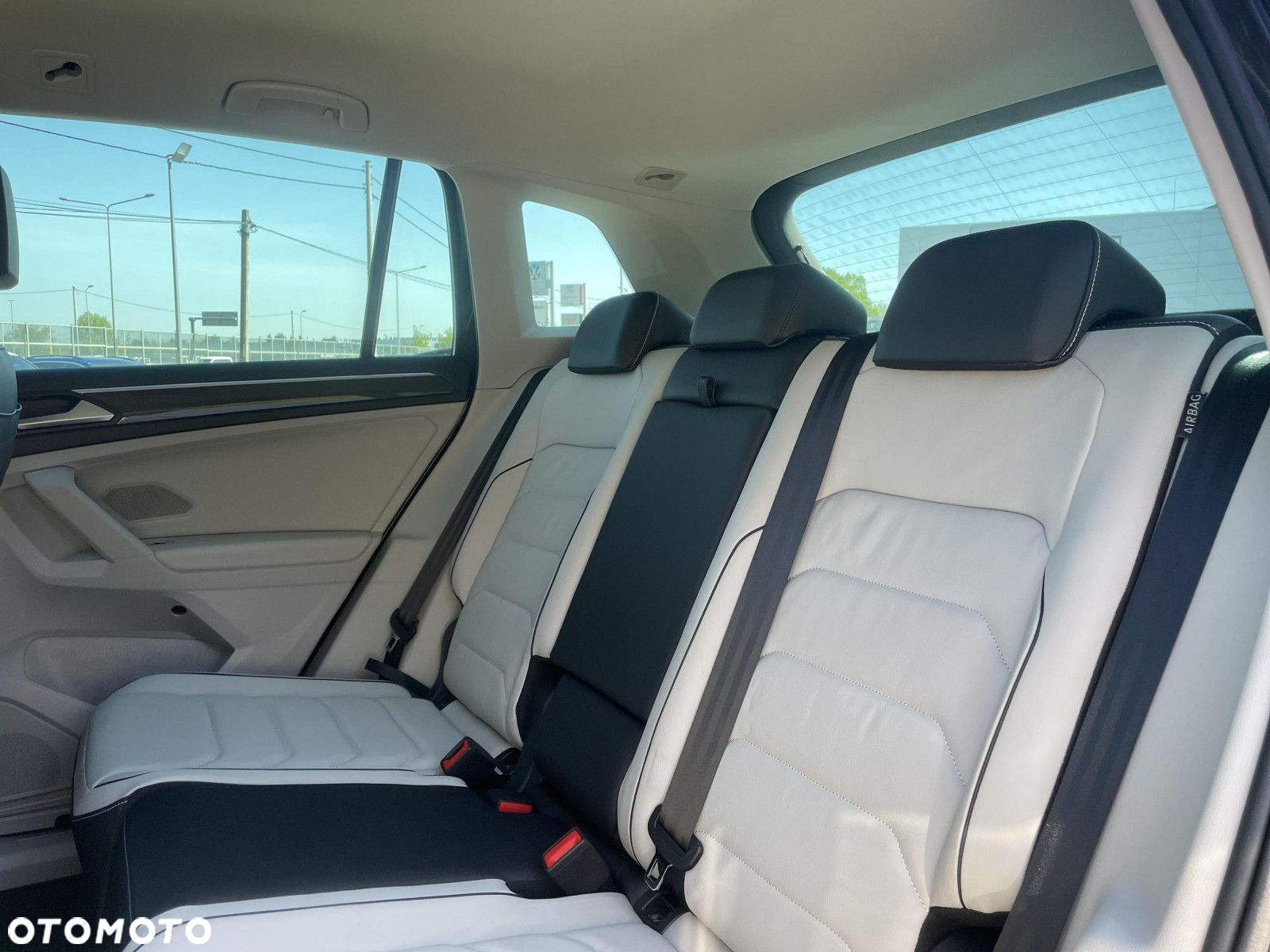 Volkswagen Tiguan - 18