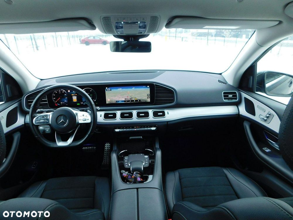 Mercedes-Benz GLE - 23