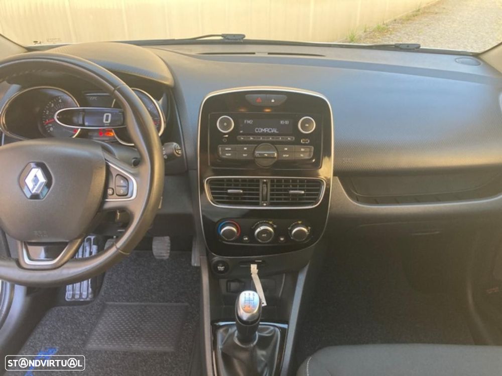 Renault Clio Energy dCi 90 Start & Stop LIMITED 2018 - 17
