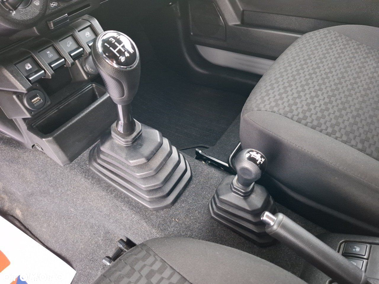 Suzuki Jimny 1.5 Pro - 14