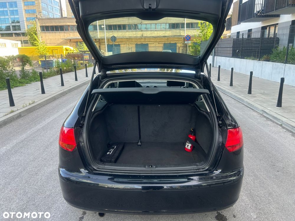 Audi A3 Sportback 1.6 Ambition - 13