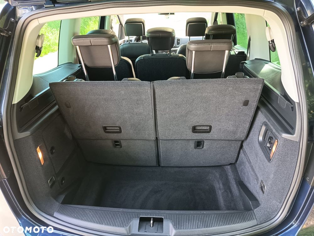 Volkswagen Sharan 2.0 TDI Comfortline DSG - 12