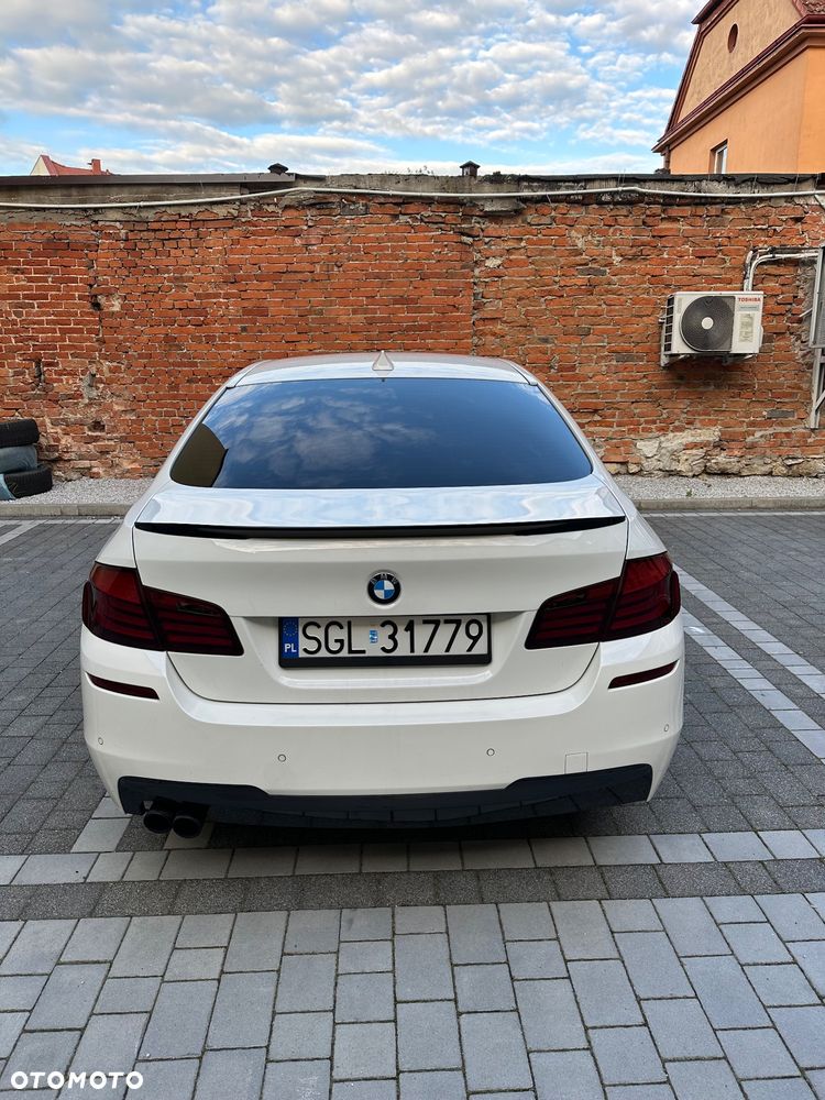 BMW Seria 5 525d - 4