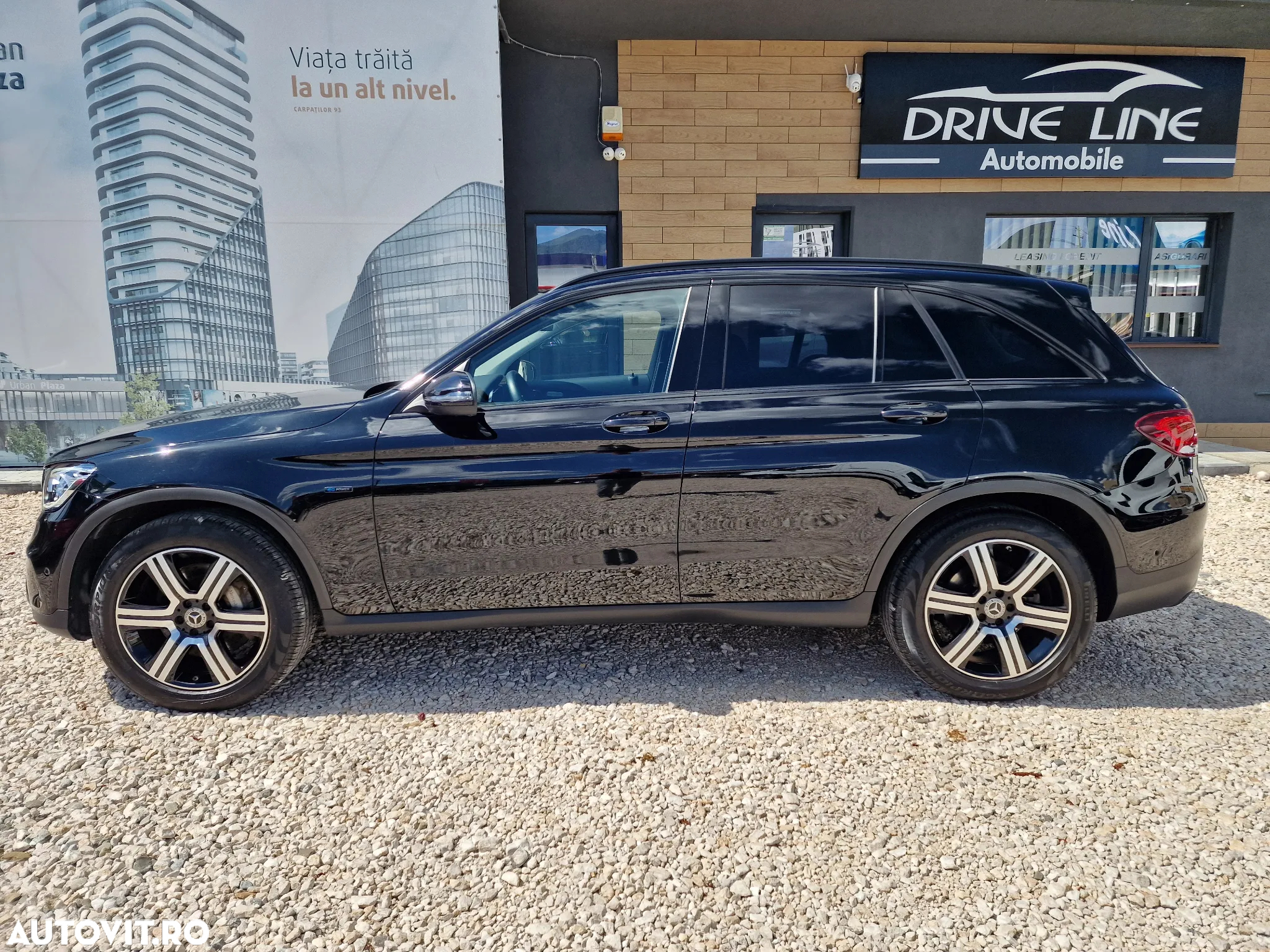 Mercedes-Benz GLC 300 de 4Matic 9G-TRONIC - 13