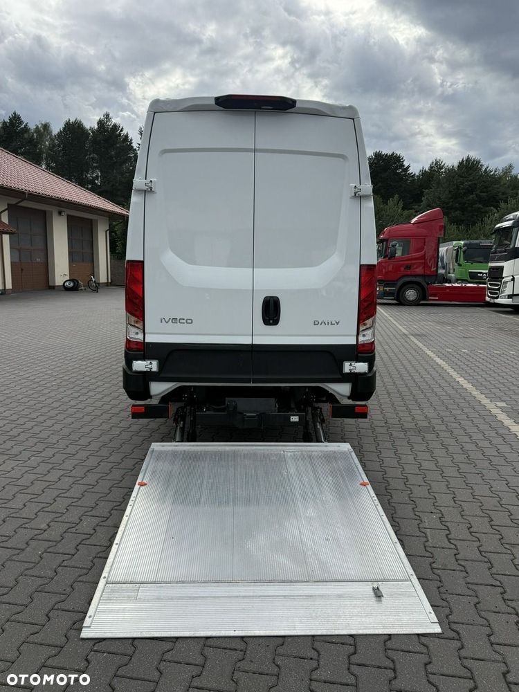 Iveco Daily 50C18 V - 12