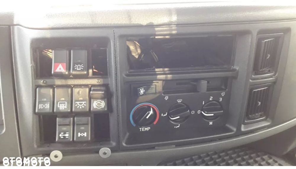 Volvo FL .6.220 Autopomoc ramy hydrauliczne 15 TON - 16