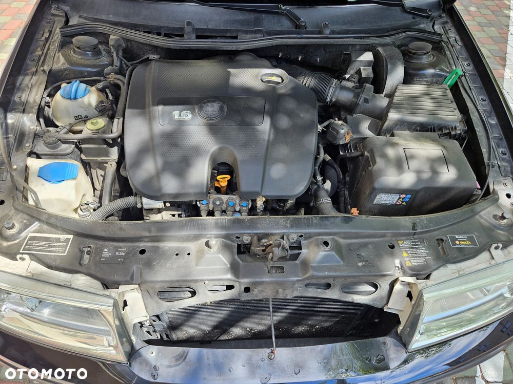 Skoda Octavia 1.6 Tour - 18
