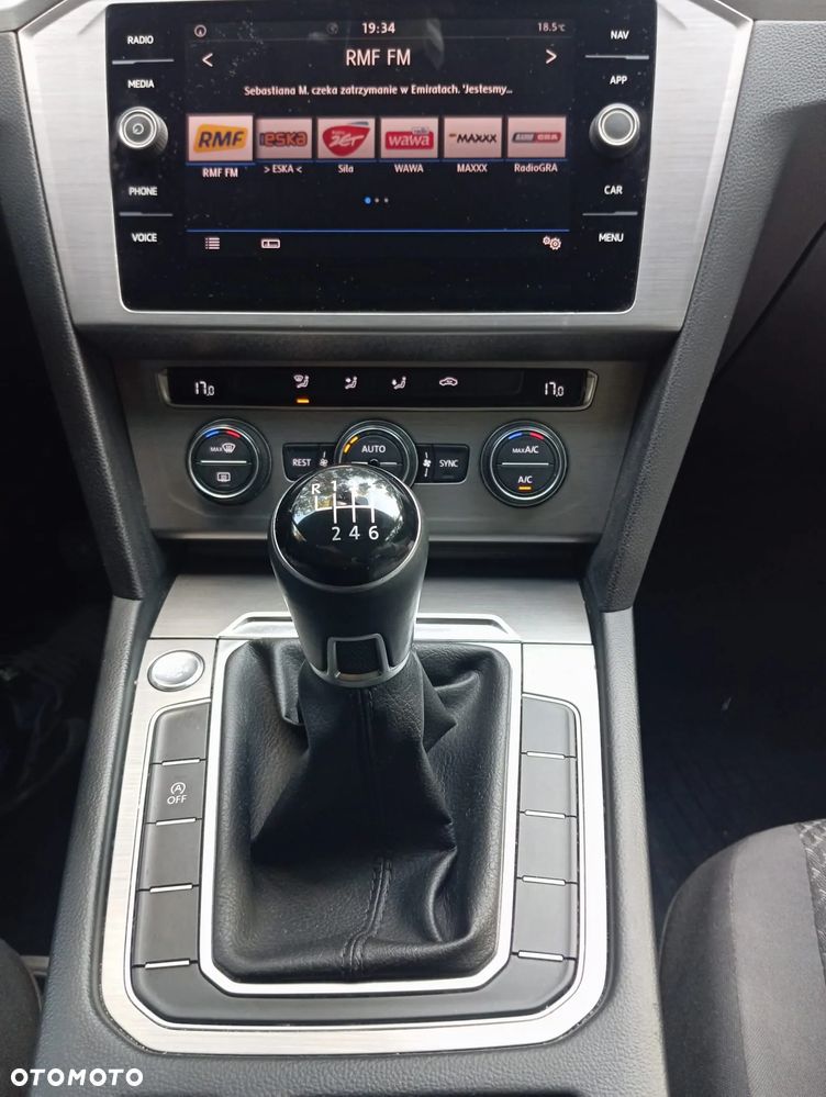 Volkswagen Passat 2.0 TDI BMT Highline - 8