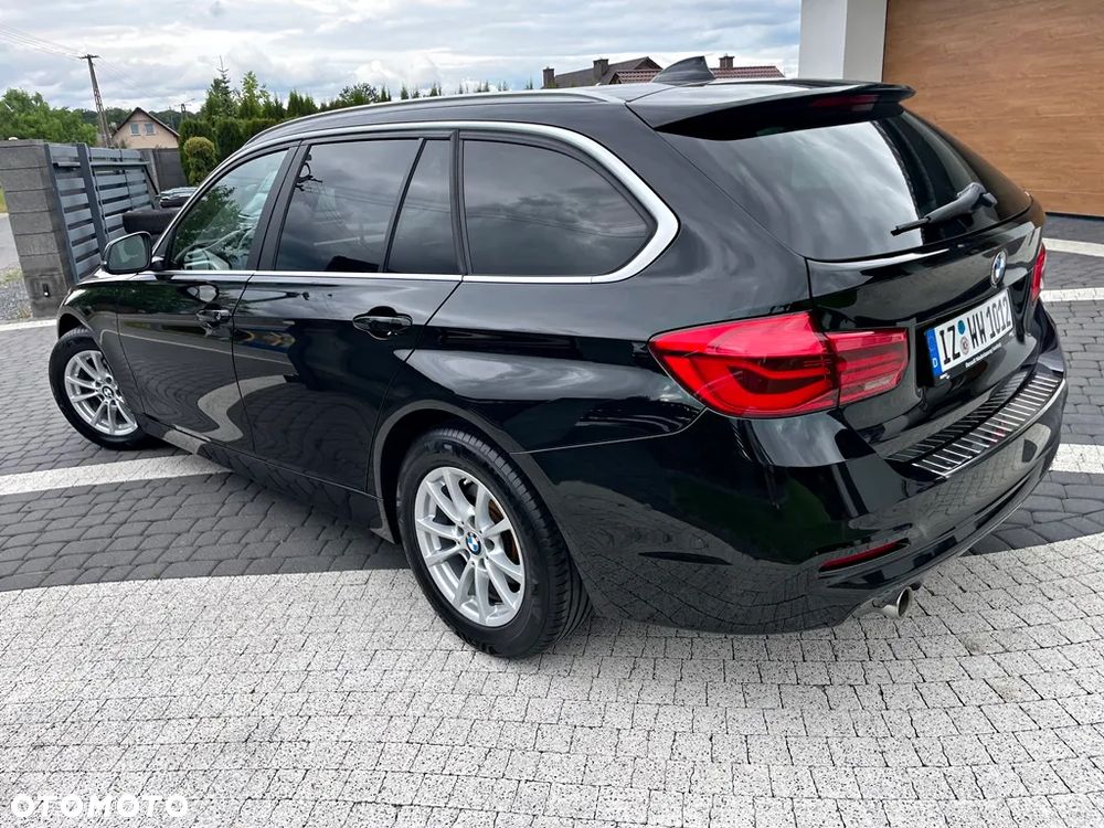 BMW Seria 3 318i Touring Advantage - 13
