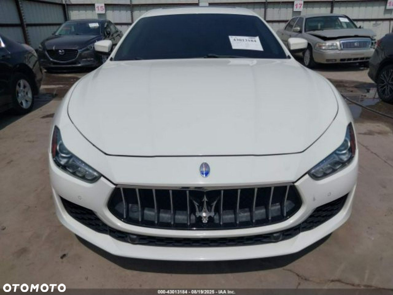 Maserati Ghibli - 12
