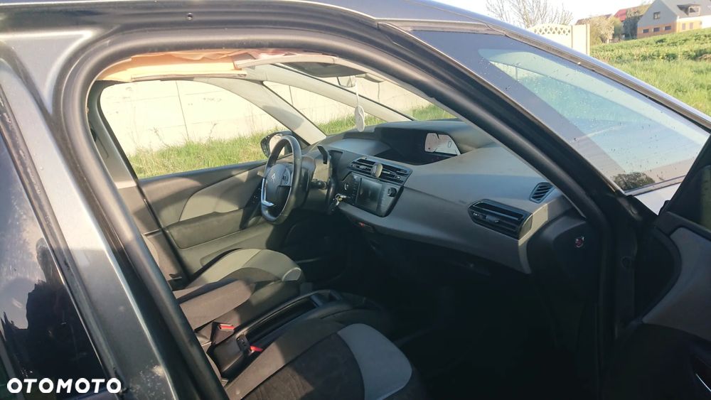 Citroën C4 Picasso - 16