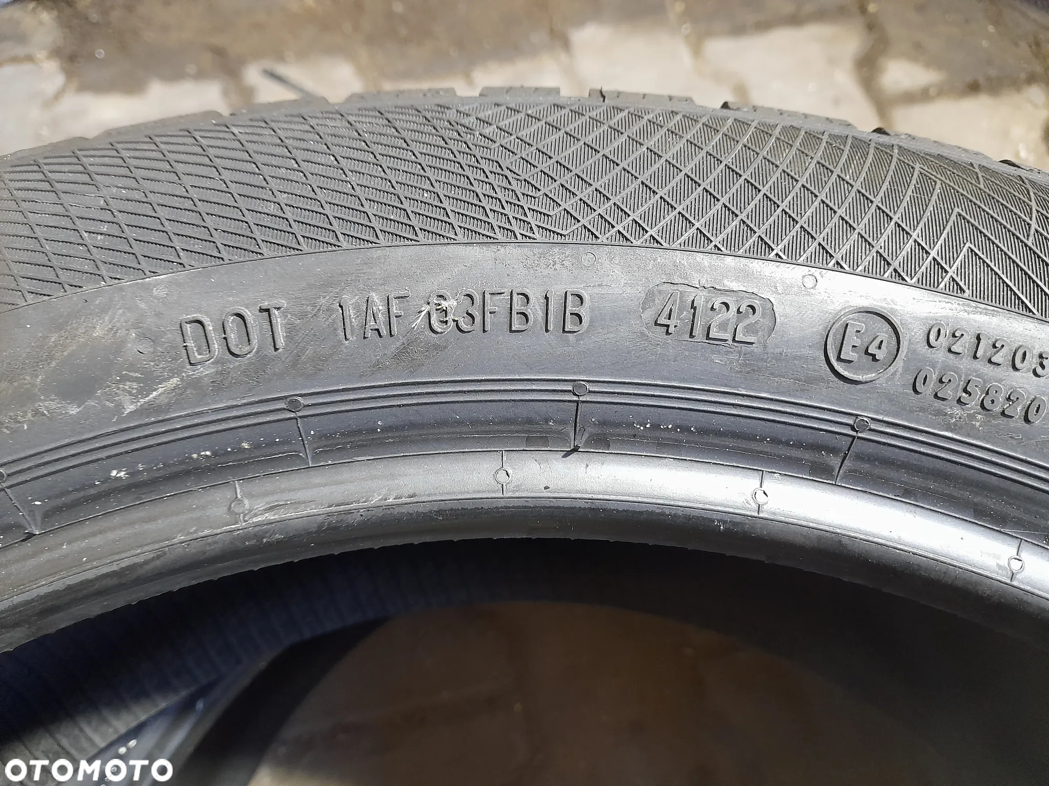 Opony zimowe Continental WinterContact TS850P 215/50 19 93T M+S - 5