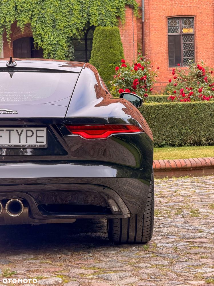 Jaguar F-Type AWD R-Dynamic - 9