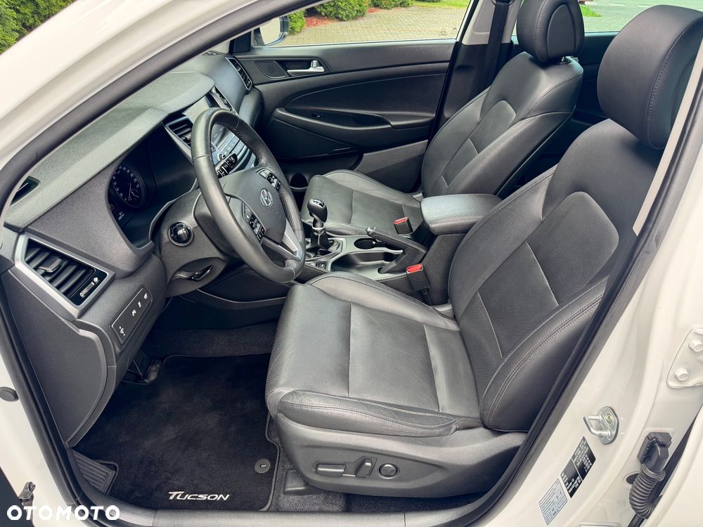 Hyundai Tucson 2.0 CRDI 2WD Style - 21