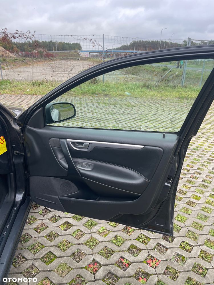 Volvo S60 - 16