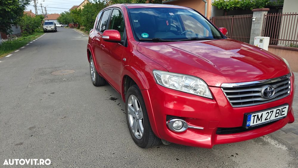 Toyota RAV4 2.2 D-CAT AWD Aut Luxury - 3