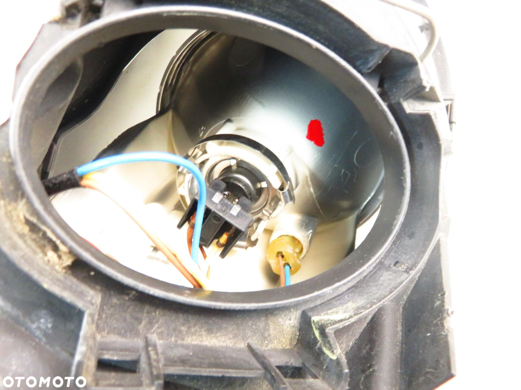 LAMPA PRAWA PRZEDNIA AUDI A4 B7 8E0941004AJ - 9