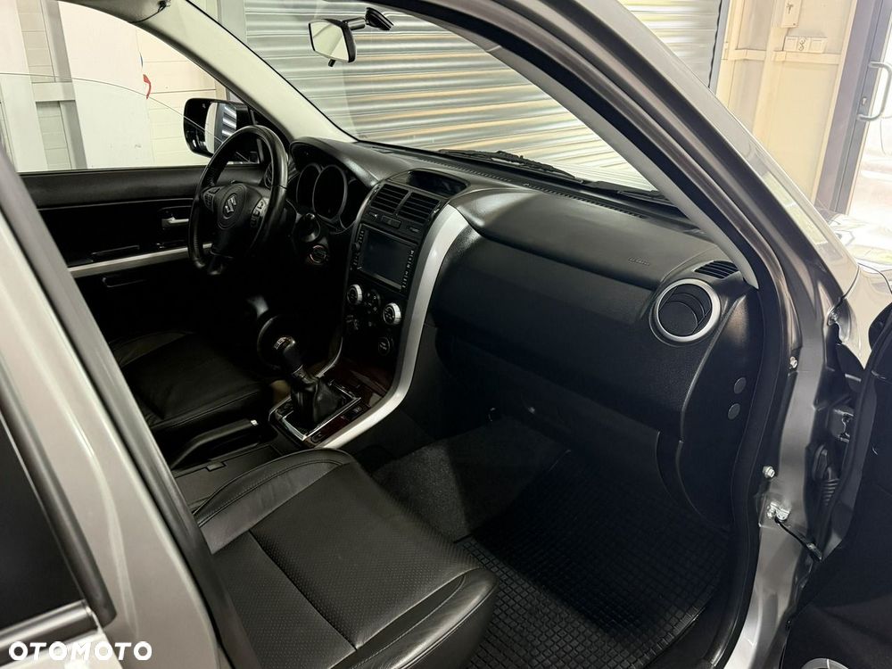 Suzuki Grand Vitara - 14