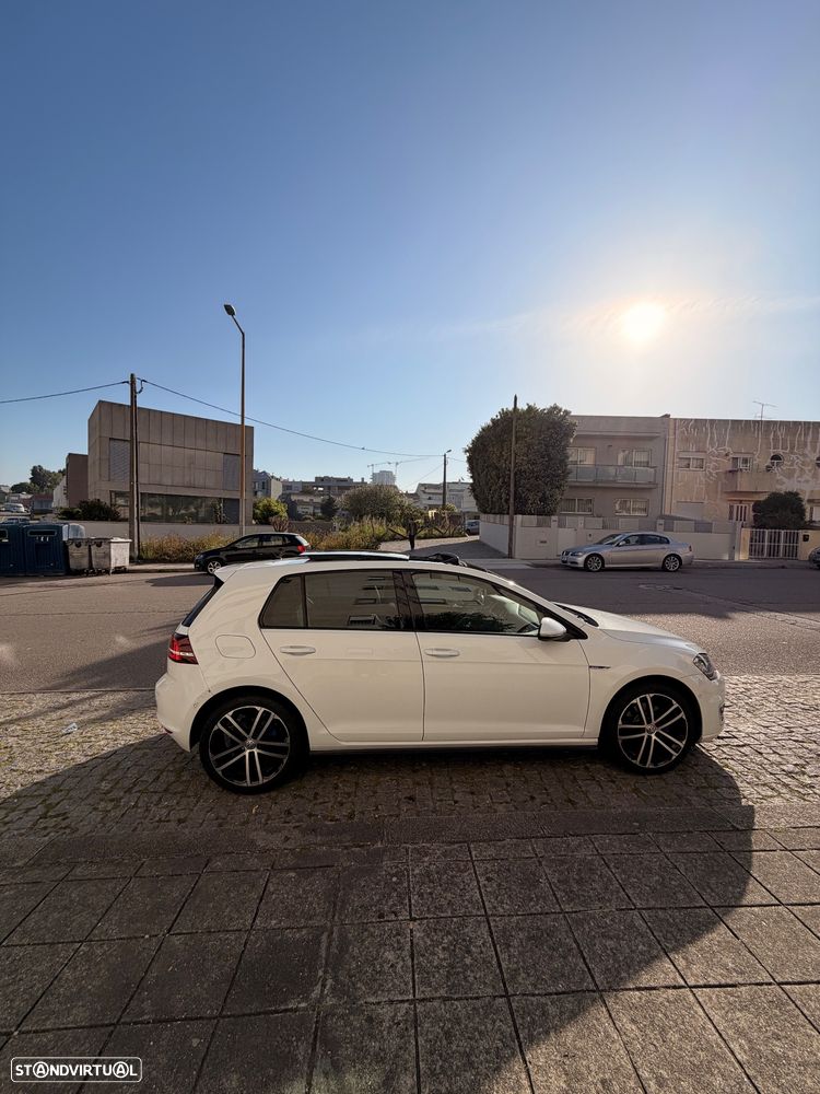VW Golf - 4