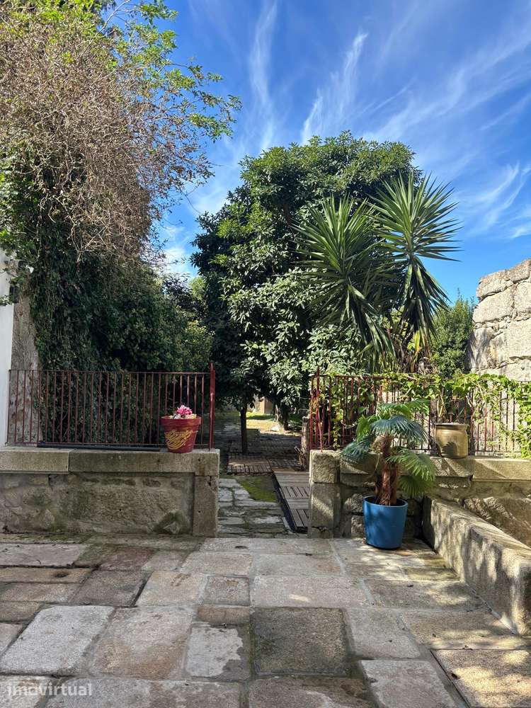 Arrenda-se Loja destinado a Restauração Rua de Cedofeita - Grande imagem: 3/23