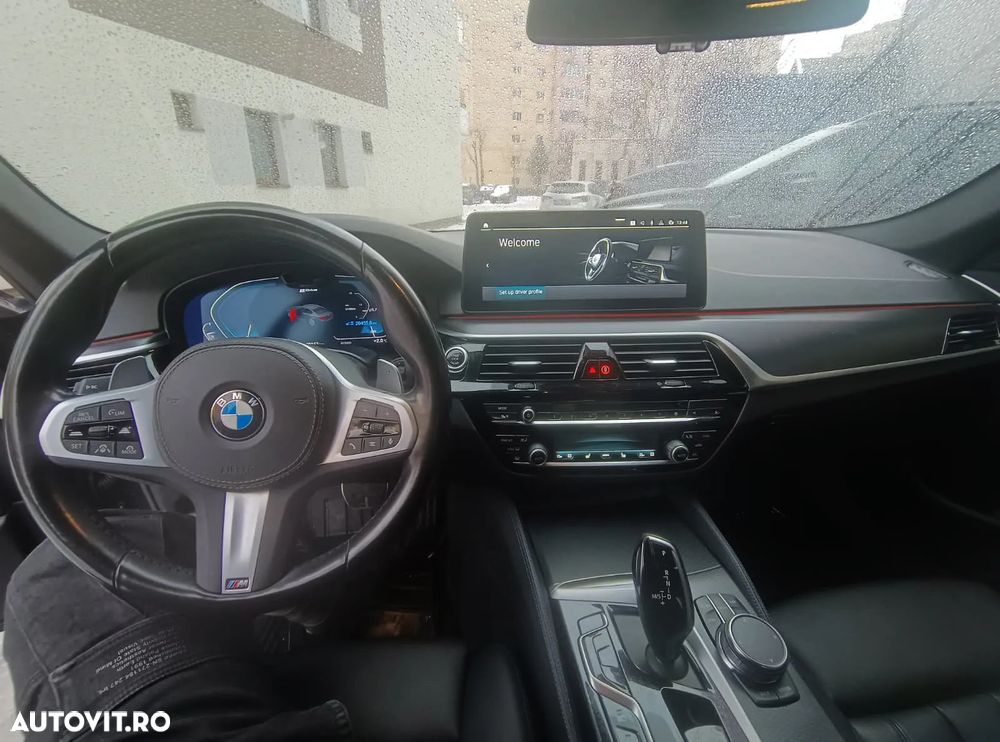BMW Seria 5 530e xDrive Aut. M Sport Edition - 16