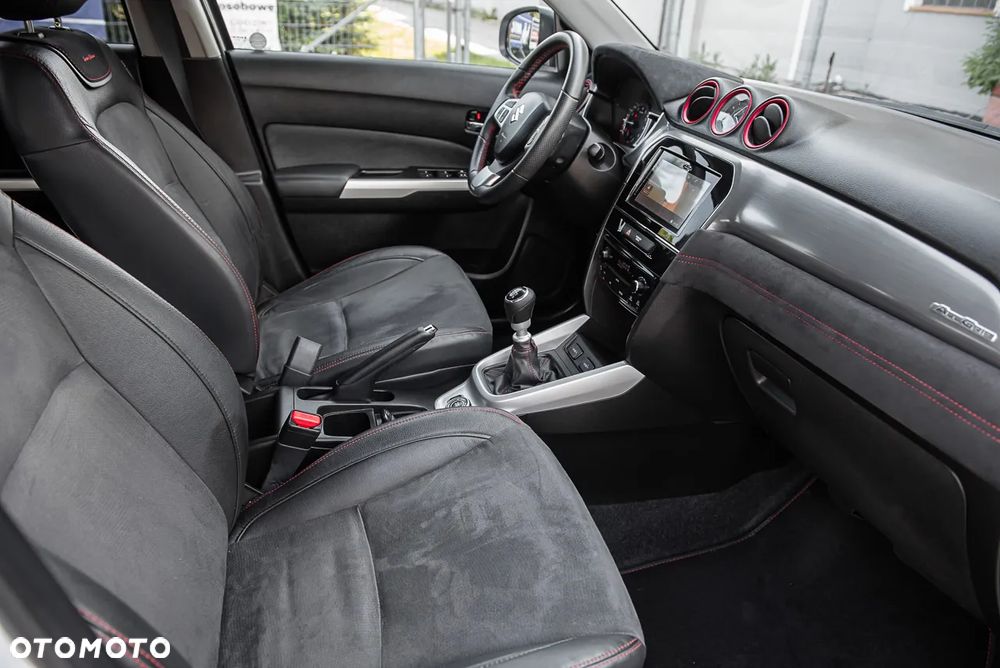 Suzuki Vitara 1.4 Boosterjet Allgrip Comfort+ - 32