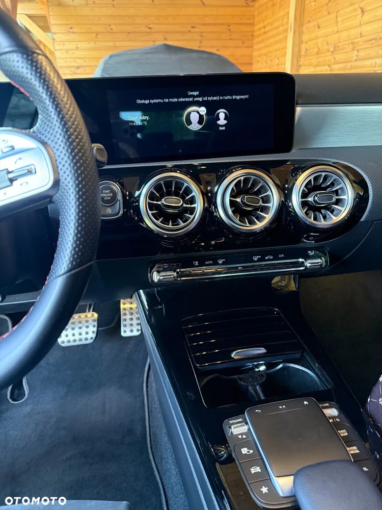 Mercedes-Benz Klasa A 200 AMG Line 7G-DCT - 11