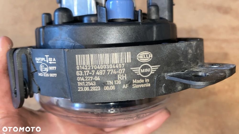 MINI COOPER F54 F55 F56 LIFT LAMPA LED DRL HALOGEN PRAWY 22943800 USZKODZONY PLASTIK - 6