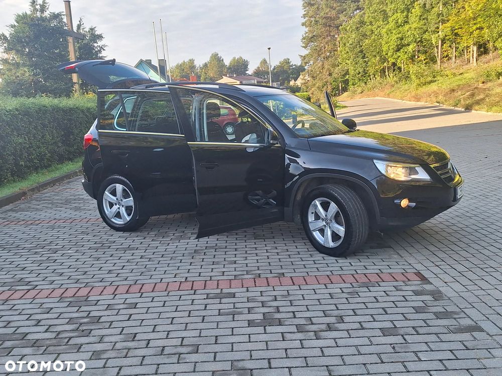 Volkswagen Tiguan 2.0 TDI DPF 4Motion Track & Avenue - 18