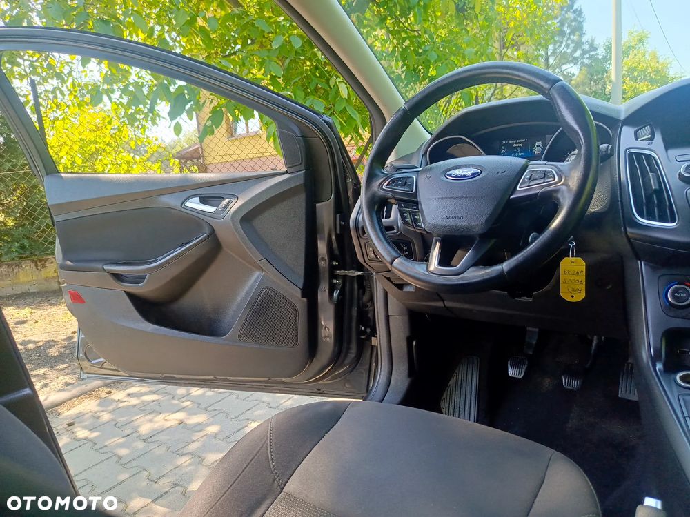 Ford Focus 1.0 EcoBoost Start-Stopp-System COOL&CONNECT - 27