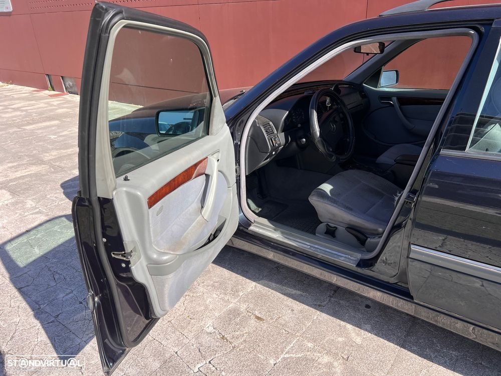 Mercedes-Benz C 220 - 10