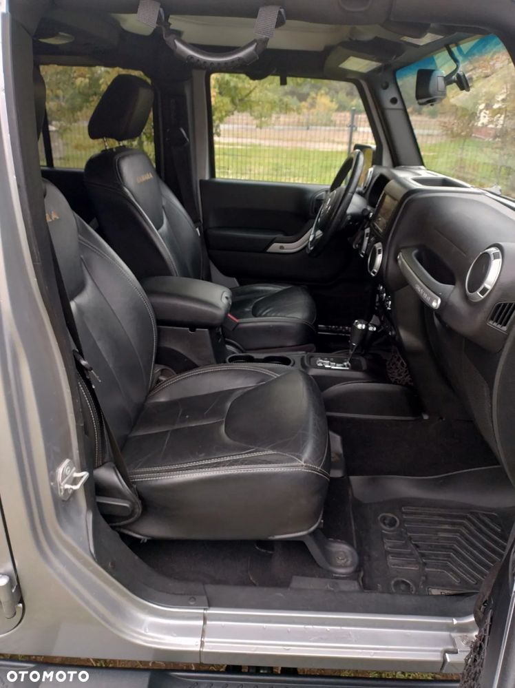 Jeep Wrangler 3.6 Unlim Sahara - 3