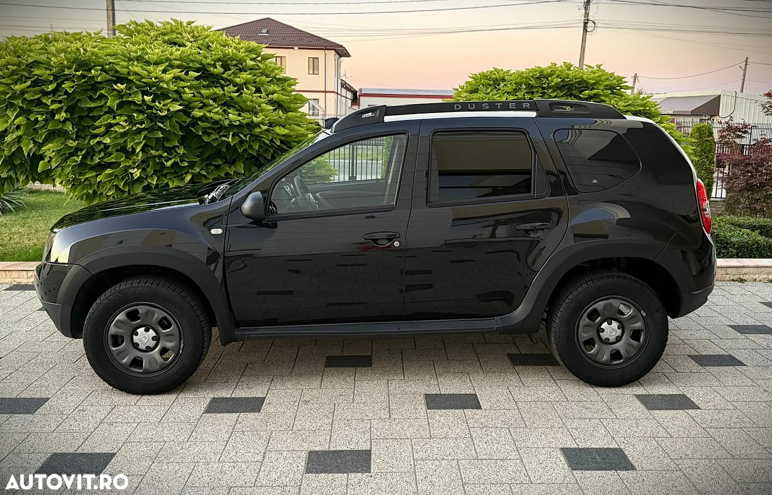 Dacia Duster 1.5 dCi 4x4 Laureate - 8