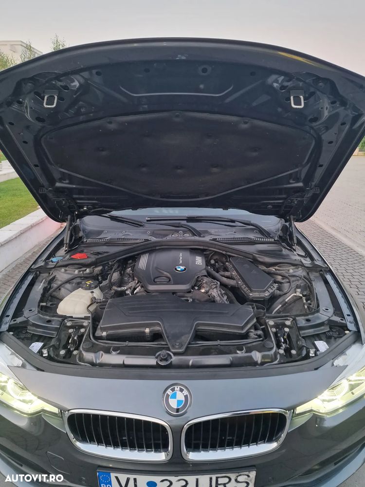 BMW Seria 3 320d Touring Aut. Advantage - 13