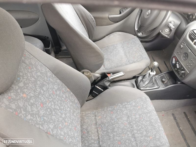 Opel Corsa 1.2 16V Sport - 7