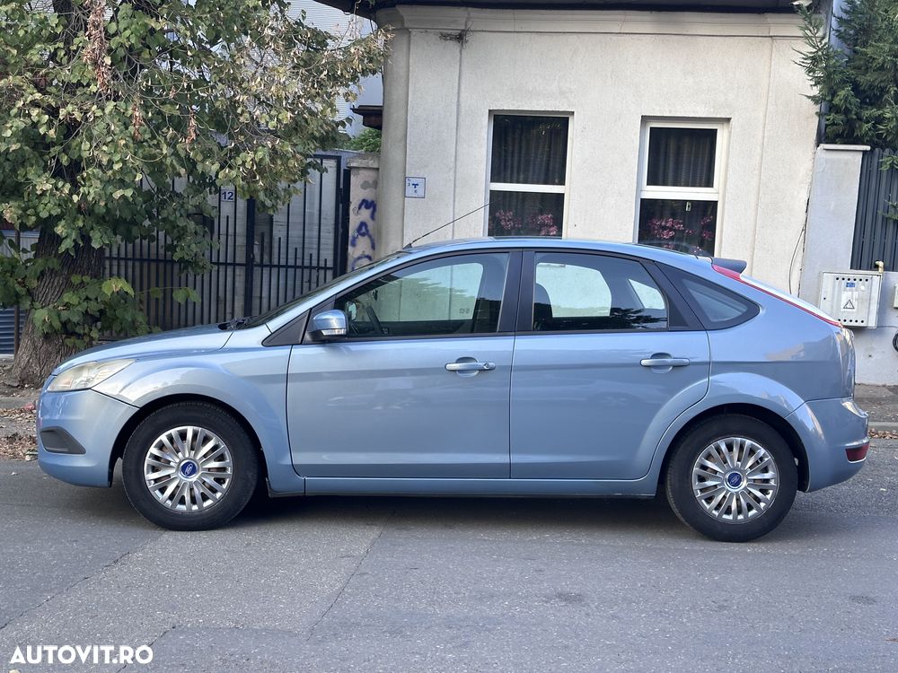 Ford Focus 1.6i Trend - 5