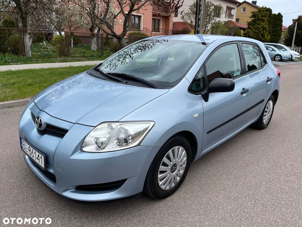 Toyota Auris 1.4 VVT-i Luna - 1