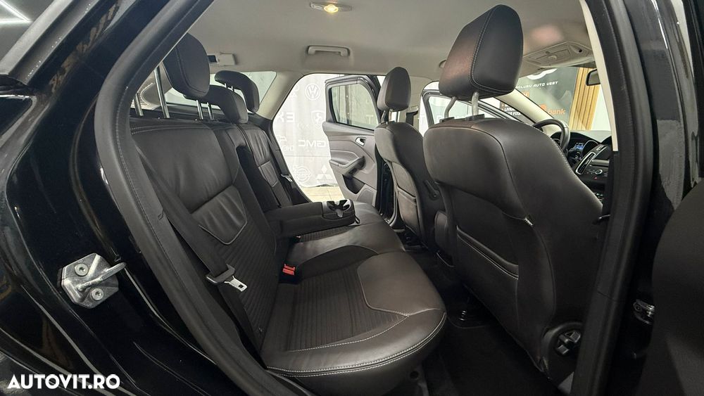 Ford Focus 1.0 EcoBoost Titanium - 18