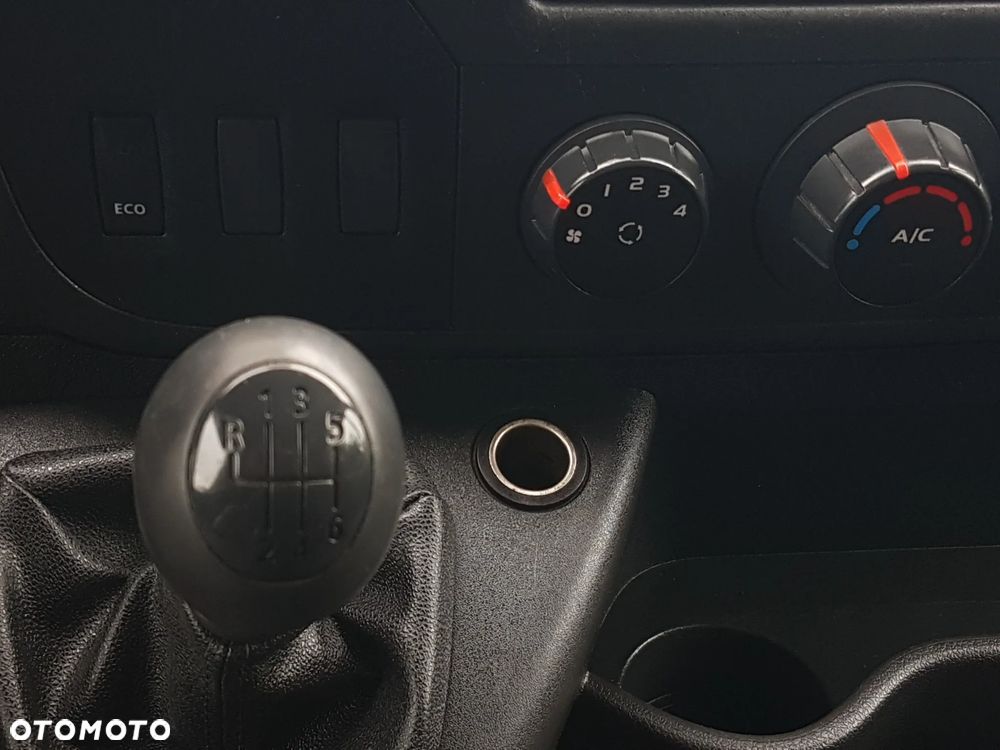 Renault MASTER KONTENER 8EP 4,21x2,23x2,22 KLIMA KRAJOWY MANUAL  6-BIEGÓW DMC 3500 KG - 36