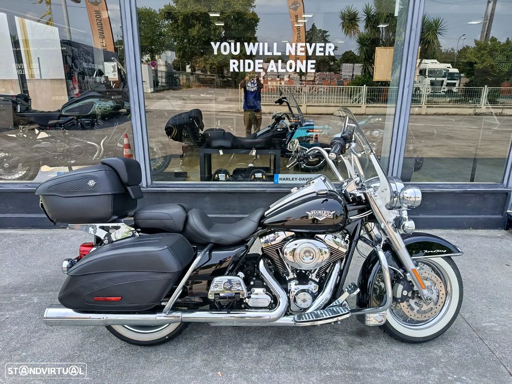 Harley-Davidson Road King Classic - 2
